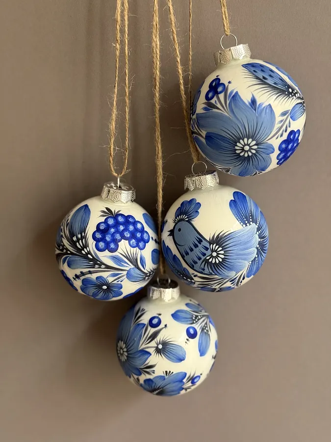 Image of Набір 2 by Olena Grishyna, size: d 7,5 cm, made of glass, acrylic, varnish, Різдвяні прикраси medium, priced at €80